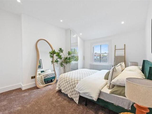 Apartment for sale in Cat Hill