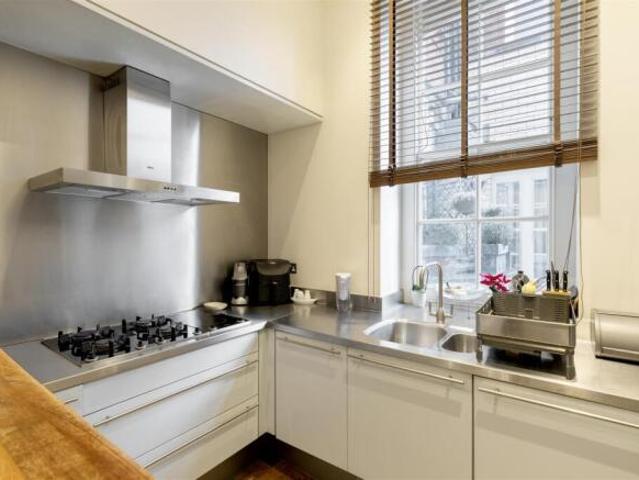 Apartment for sale in Kensington, Calderstones