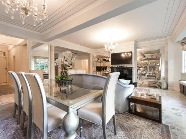 Apartment for sale in Cat Hill