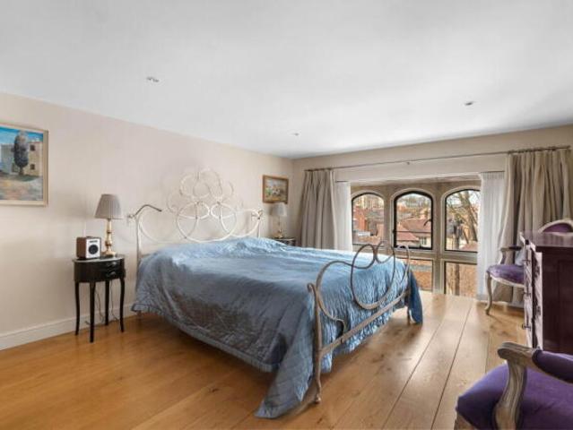 Apartment for sale in South Lane, West Yorkshire