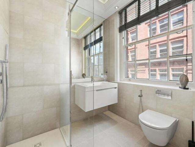 Apartment for sale in Cat Hill