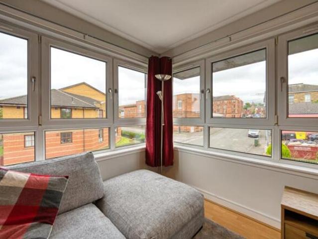 Apartment for sale in Hillhead, Scotland