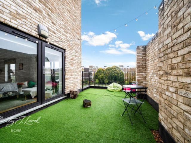Apartment for sale in Bromley-by-Bow, Poplar Grove