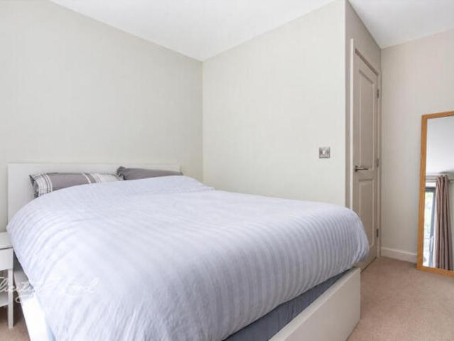 Apartment for sale in Bromley-by-Bow, Poplar Grove
