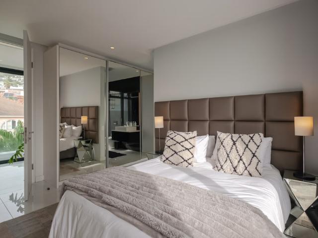 Apartment for sale in Bantry Bay, Cape Town