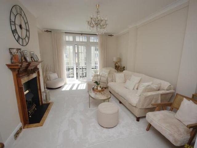 Apartment for sale in Dulcote, Bath And North East Somerset