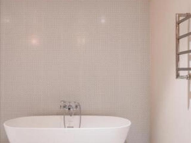 Apartment for sale in Battersea, Greater London