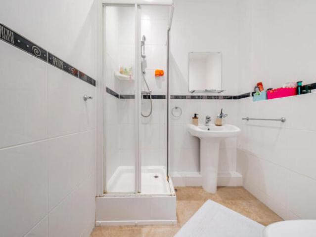 Apartment for sale in The Slade, Oxfordshire