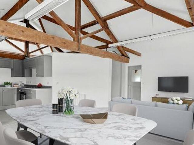 House for sale in Bromsgrove, Worcestershire