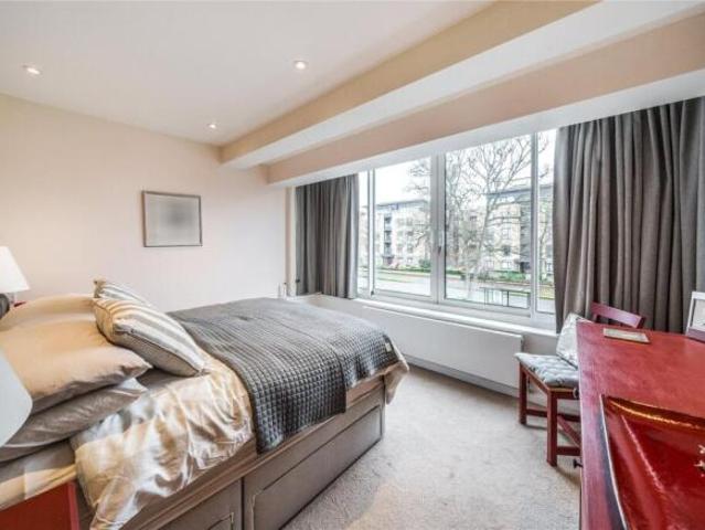 Apartment for sale in Golden Valley, Gloucestershire