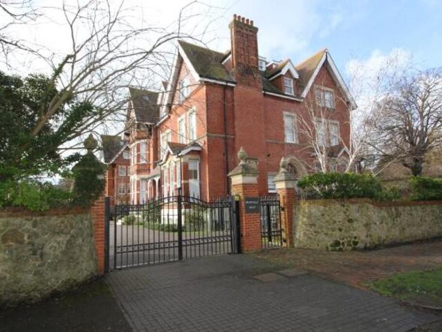 Flat for sale in Eastbourne, East Sussex