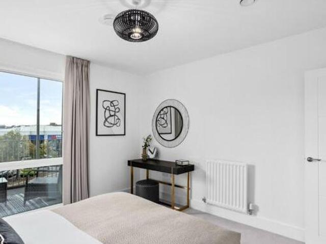 House for sale in Borehamwood, Hertsmere