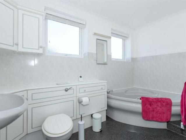 Apartment for sale in West Worthing, Worthing