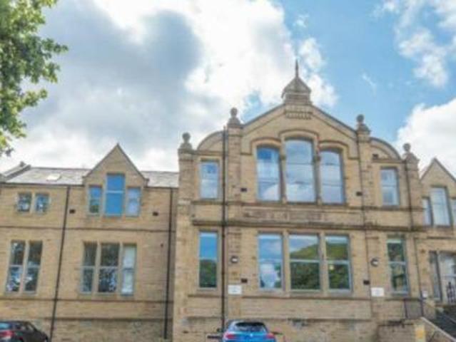 House for sale in Broad Folds, Bradford