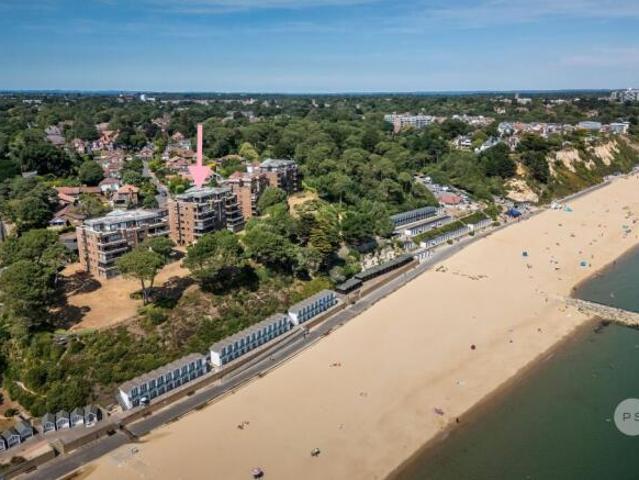 Apartment for sale in Branksome Chine, Branksome Park