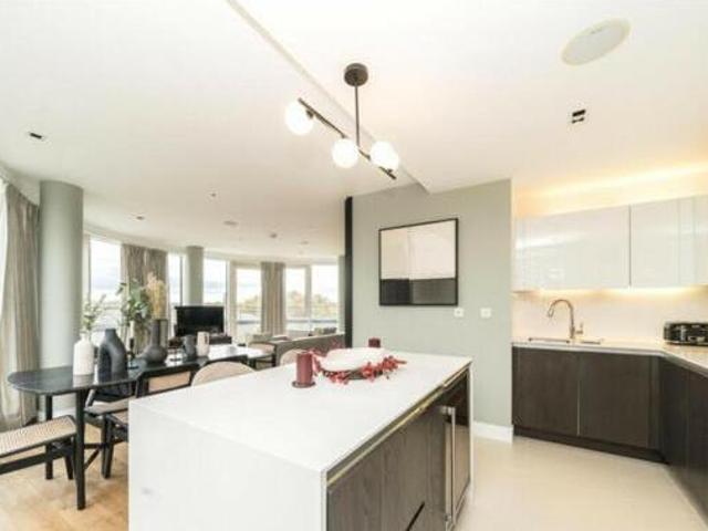 House for sale in Brentford End, Greater London