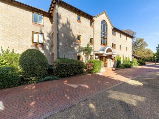 Apartment for sale in Arbury, Cambridgeshire