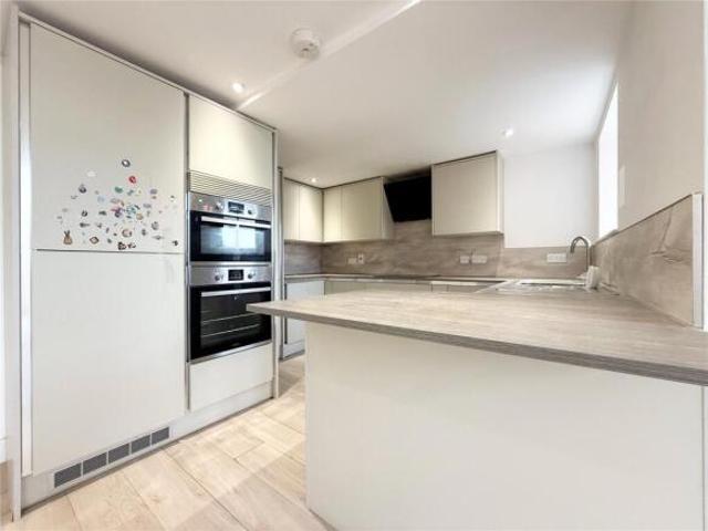 Apartment for sale in Key Street, Suffolk