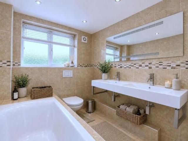 Apartment for sale in Canford Cliffs, Poole