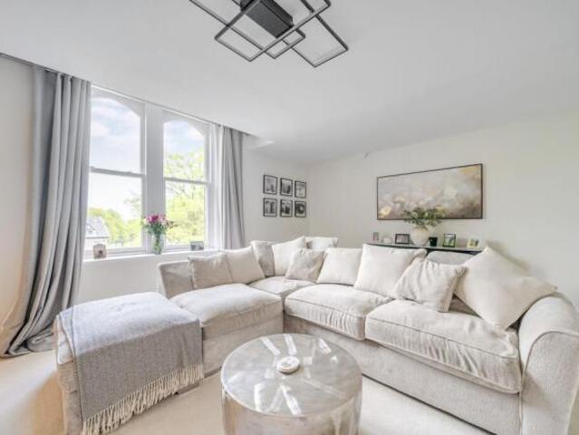 Apartment for sale in Lyndhurst, New Forest