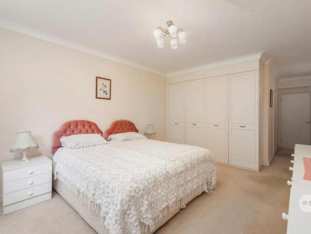 Apartment for sale in Perryfields, West Sussex