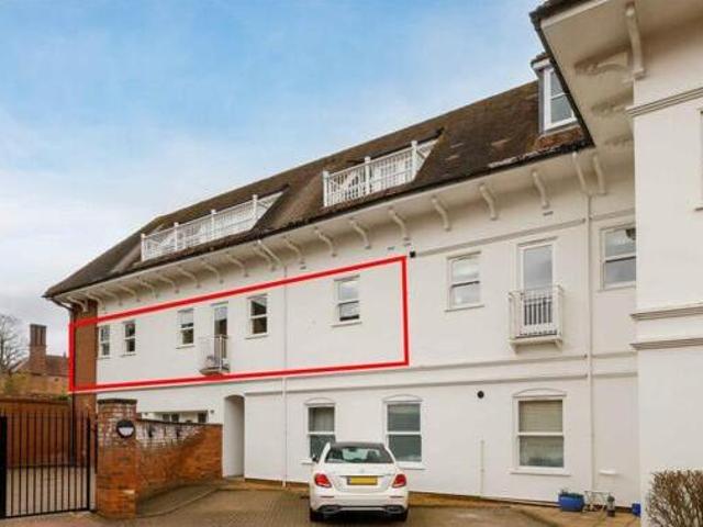 House for sale in Cliff Hill, Green Close