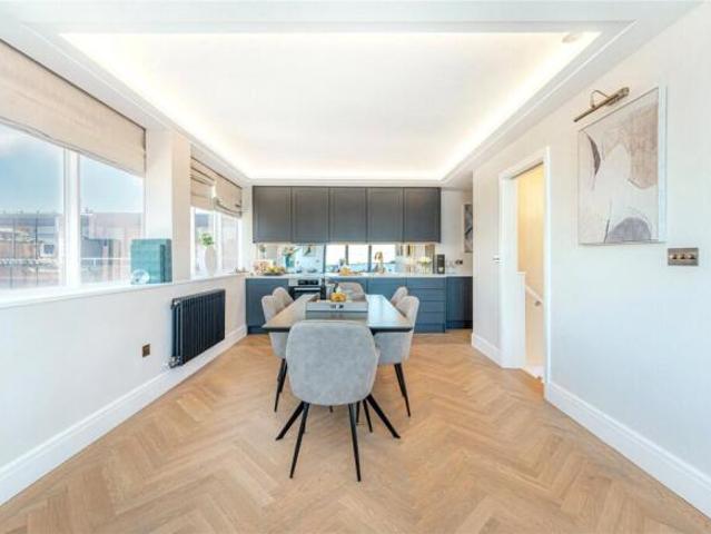 Apartment for sale in Chelsea, Greater London