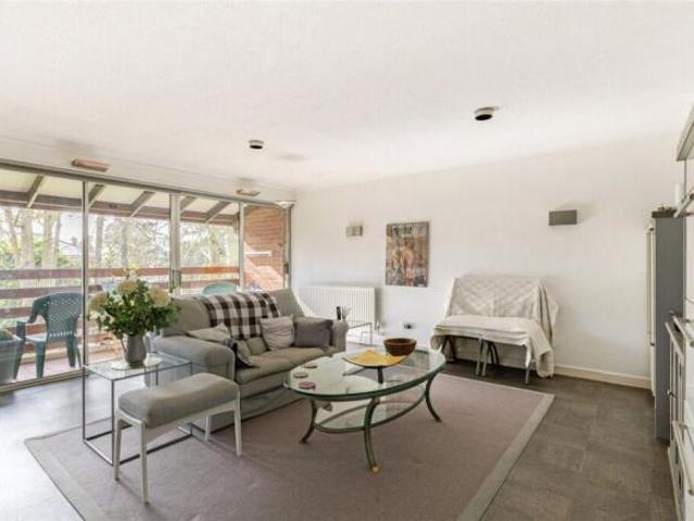 Apartment for sale in Arbury, Cambridgeshire