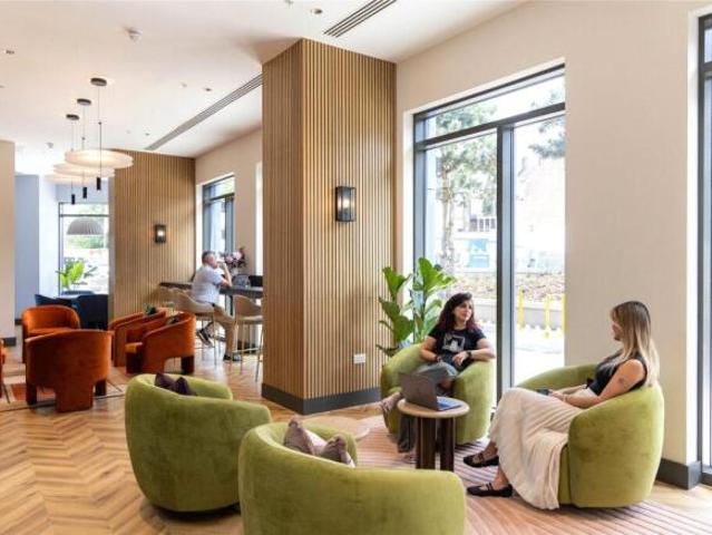 Apartment for sale in Canning Town, Greater London