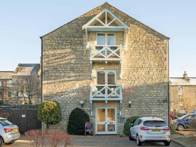 House for sale in Chesterton, Cotswold
