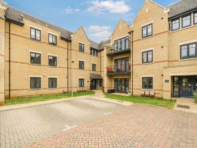 Apartment for sale in Watford