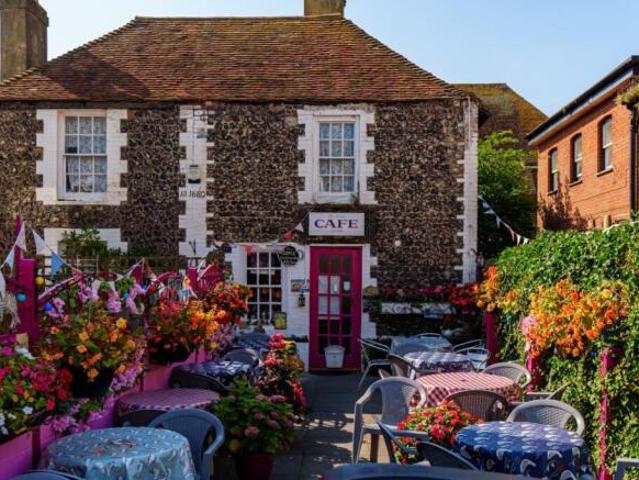 Apartment for sale in Ovingdean