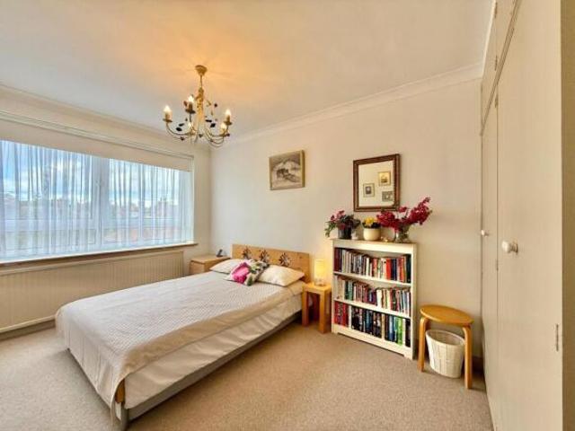 Apartment for sale in Upperton, Eastbourne