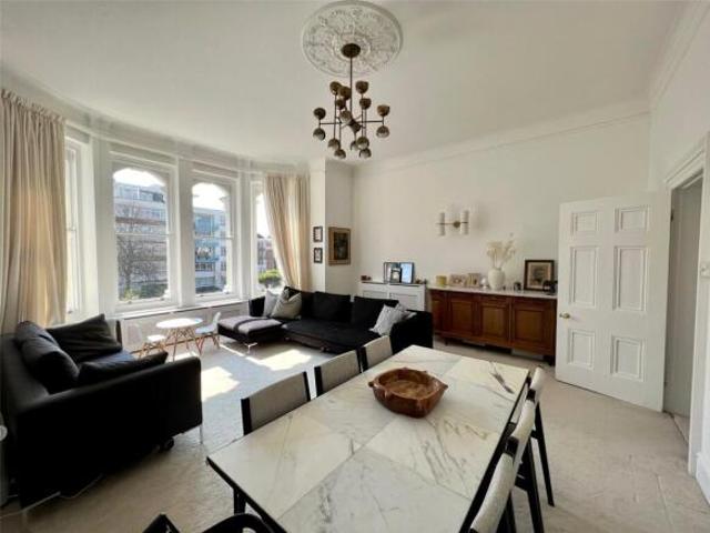Apartment for sale in Eastbourne, East Sussex