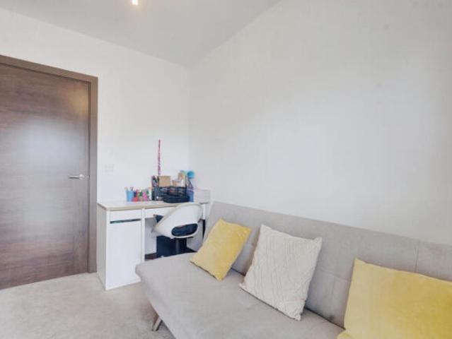 Apartment for sale in Leigh on Sea, Southend-on-Sea
