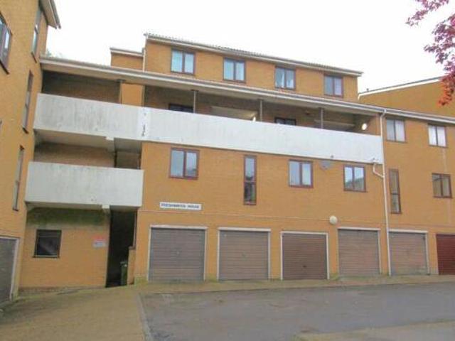 House for sale in Catisfield, Fareham