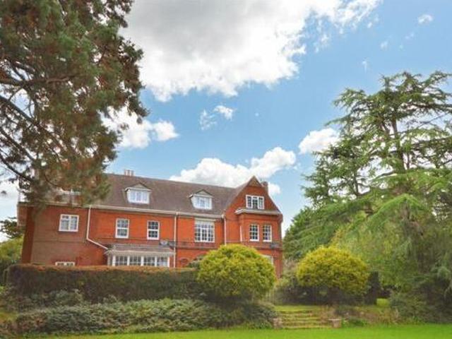 House for sale in Hale, Waverley