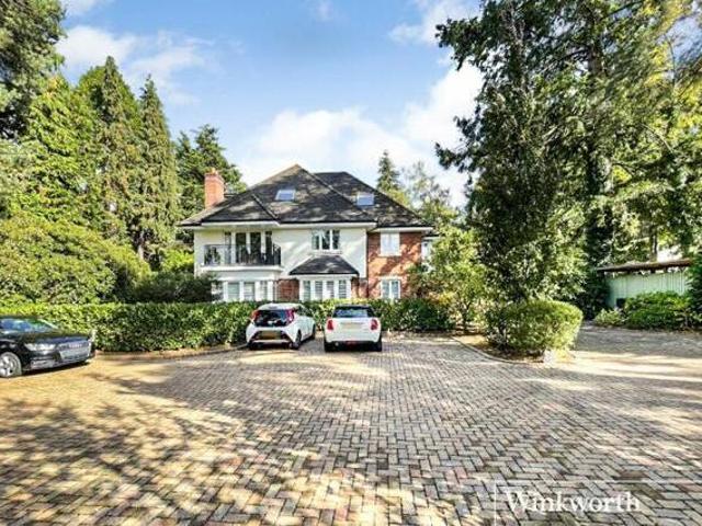 House for sale in Tricketts Cross, Ferndown