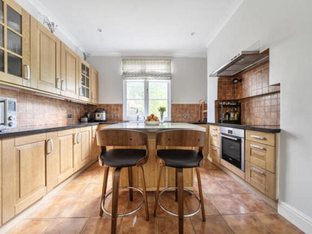 Apartment for sale in Greater London