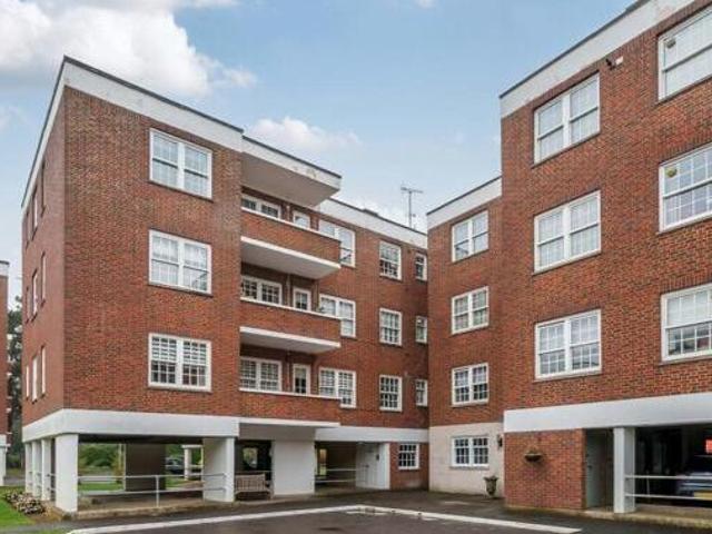 House for sale in Gerrards Cross, Denham
