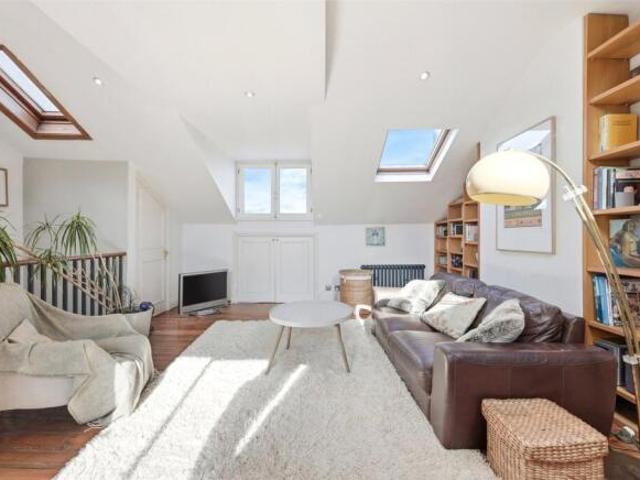 Apartment for sale in Cat Hill