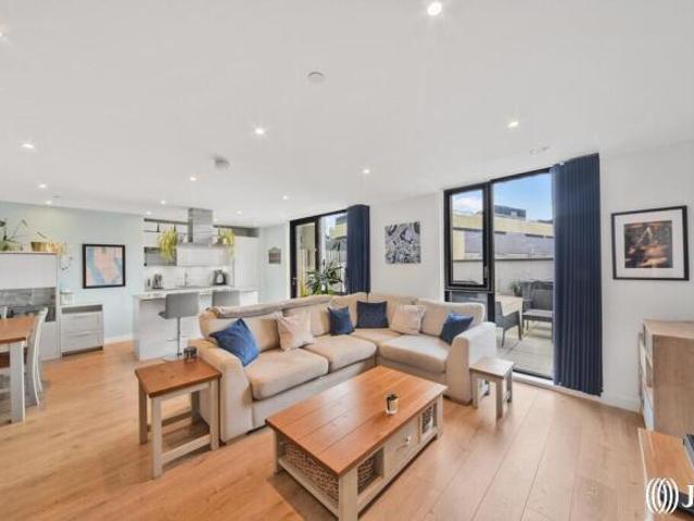Apartment for sale in Cat Hill