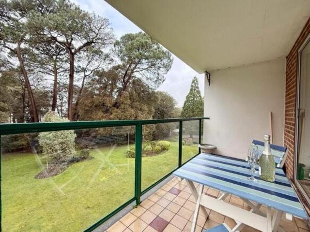 Apartment for sale in Lilliput, Poole