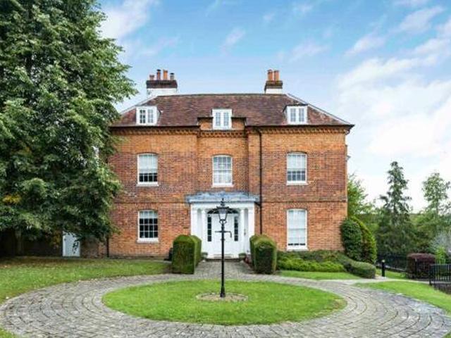 House for sale in Daws Hill, Cressex