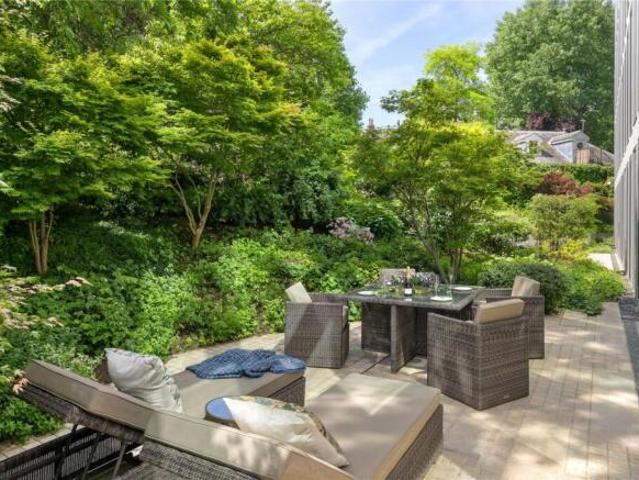 Apartment for sale in Cat Hill