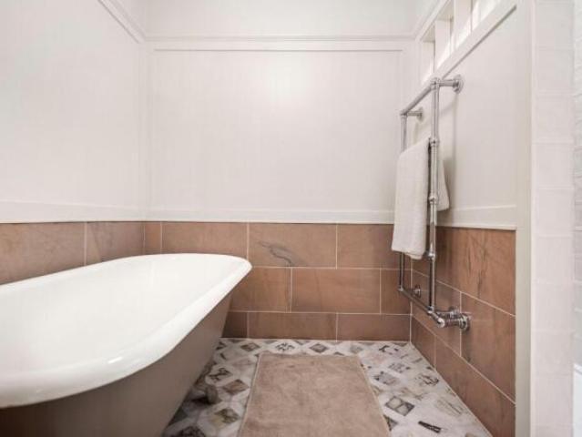 Apartment for sale in Inverleith, Scotland