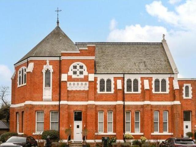 House for sale in Isleworth, Greater London
