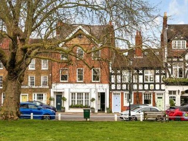 House for sale in Brentford End, Greater London