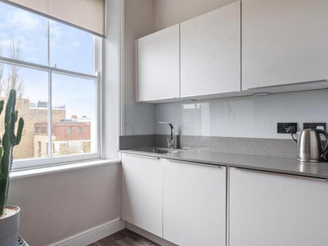 Apartment for sale in Lee Terrace Estate, Greater London
