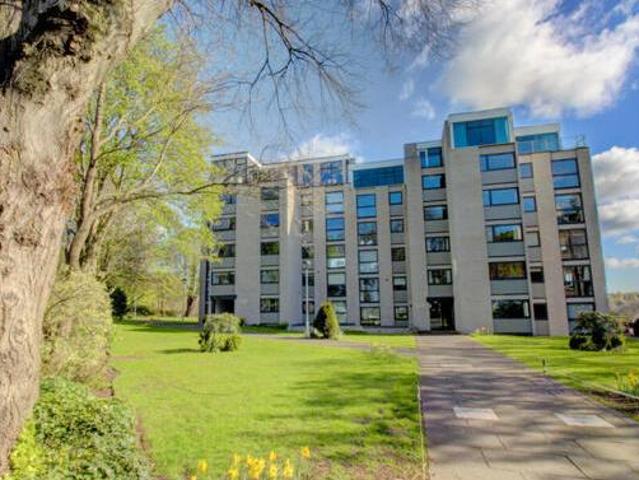 House for sale in Oakwood, West Yorkshire